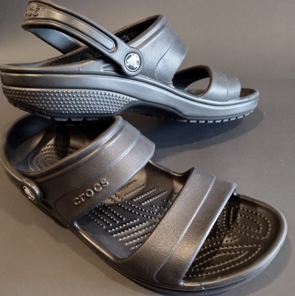 'COPY - Crocs Classic Sandals Men or Womens - Picture 4 of 15